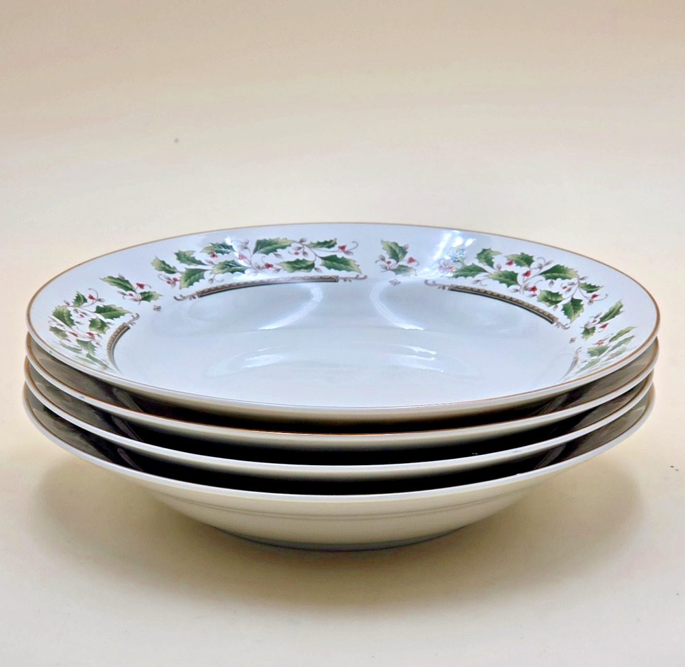 Royal Limited Holly Holiday Soup Bowl 8.25 Inch Bone China Gold Christmas Trim